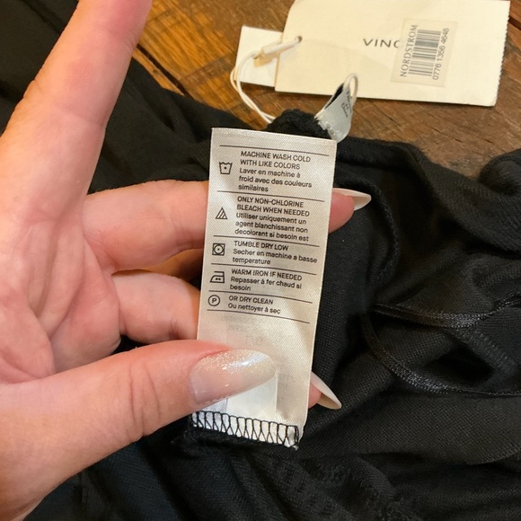 Vince High Neck Black Sleeveless Jumpsuit Women’s Size Large NWT - Picture 11 of 12